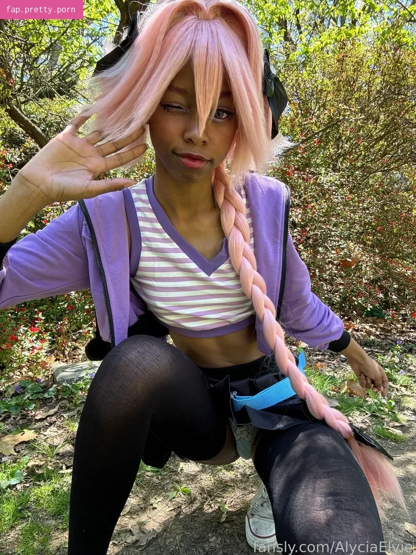 AlyciaElvie - Photo #72