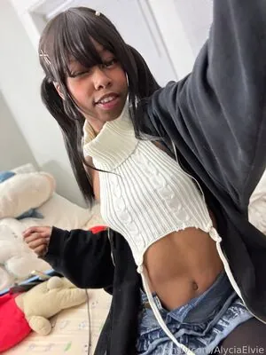 AlyciaElvie