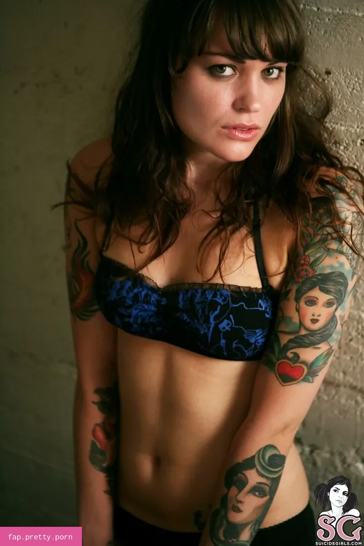 Annika - Photo #36
