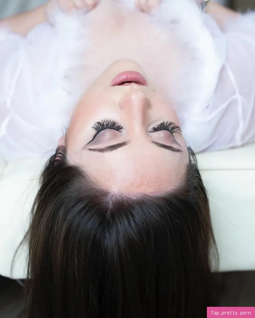 ava_hadley - Photo #17