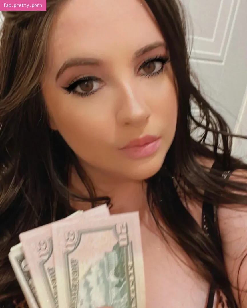 ava_hadley - Photo #49