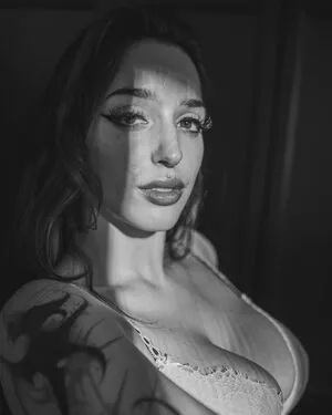 Aryabella