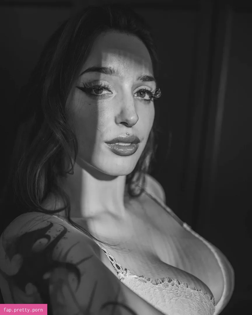 Aryabella - Photo #03