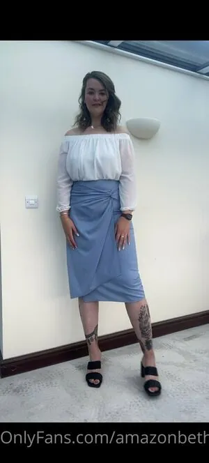 amazonbeth.6foot6