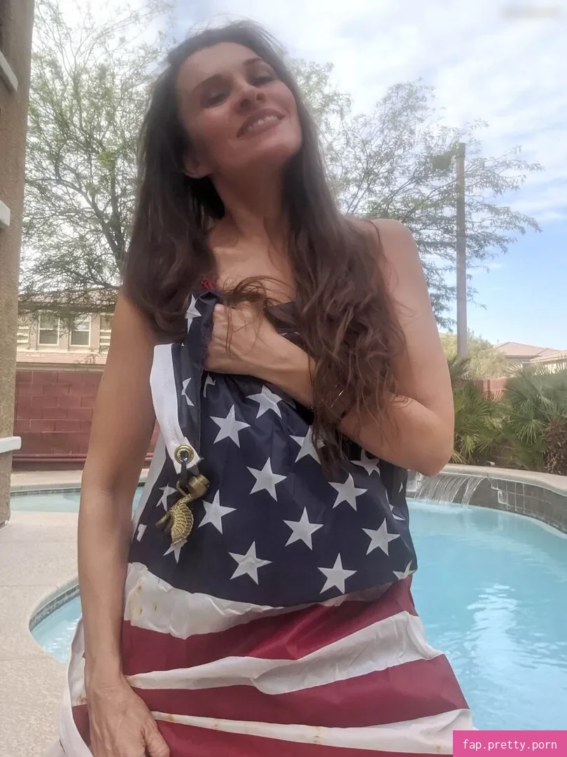 Alicia Arden - Photo #13