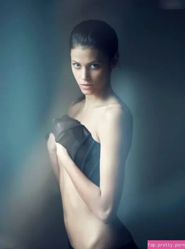 Alisar Ailabouni - Photo #03