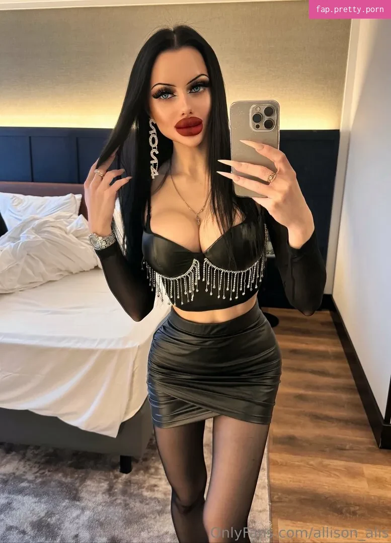 allison_alis - Photo #01
