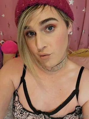 angela_allure