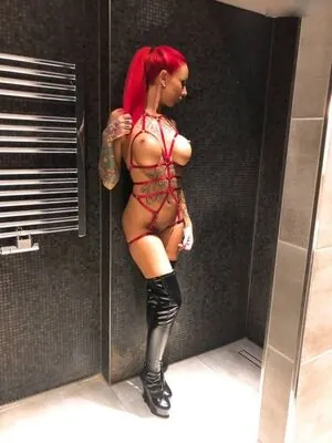 Anni Angel