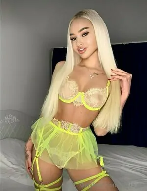 annie_aa