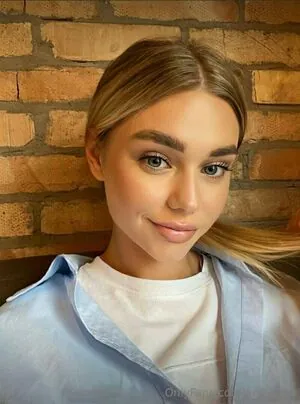 annie_aa