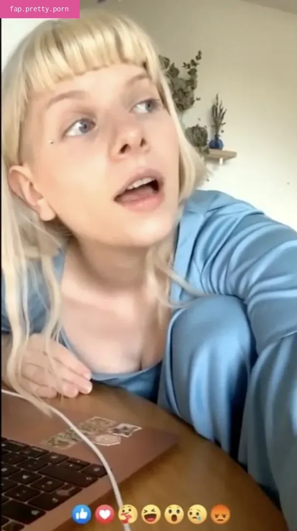 Aurora Aksnes - Photo #12