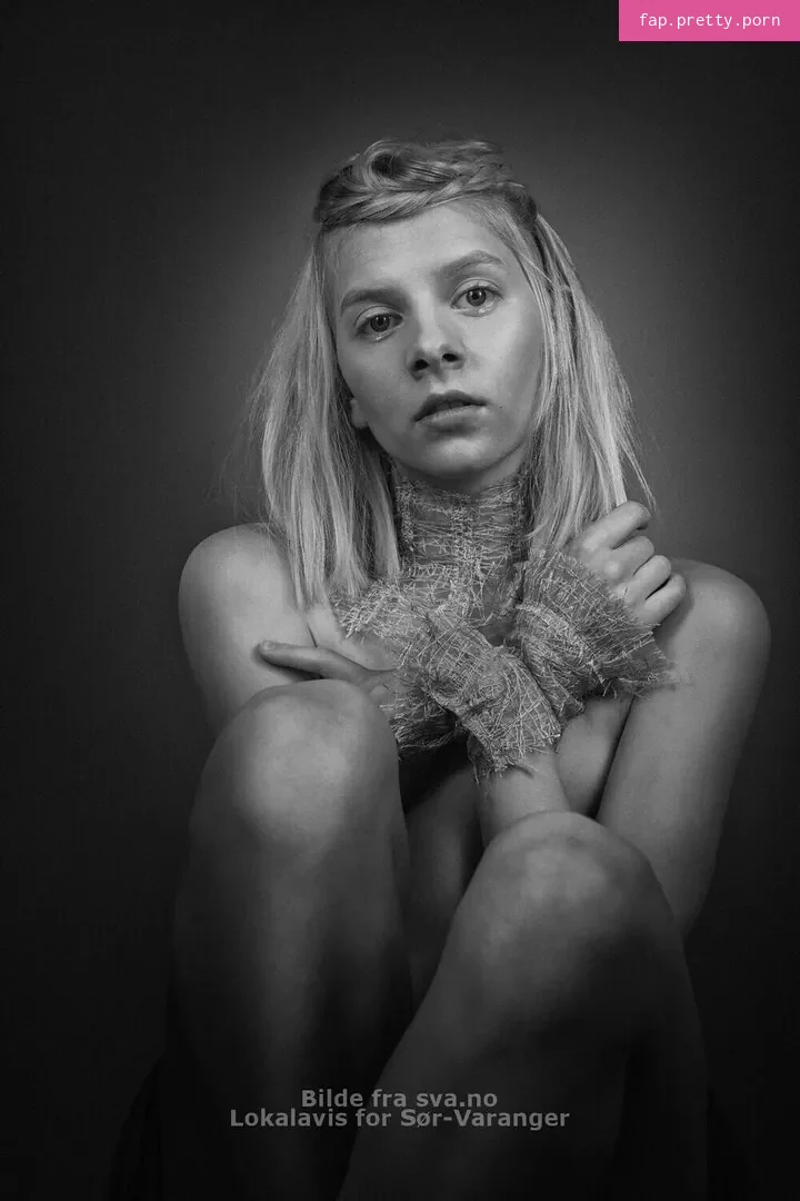 Aurora Aksnes - Photo #32