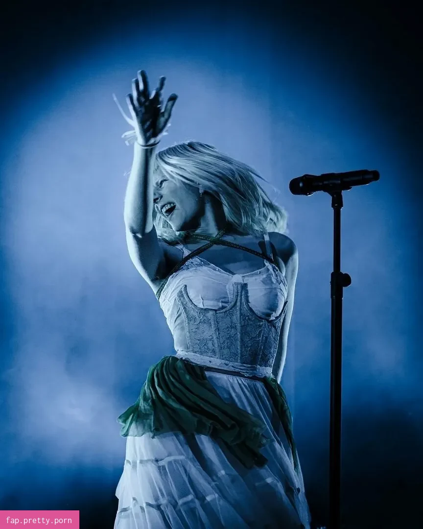 Aurora Aksnes - Photo #26