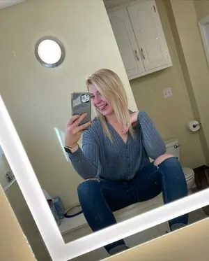 aautumn_blondie