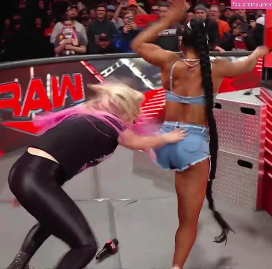 Alexa Bliss - Photo #06