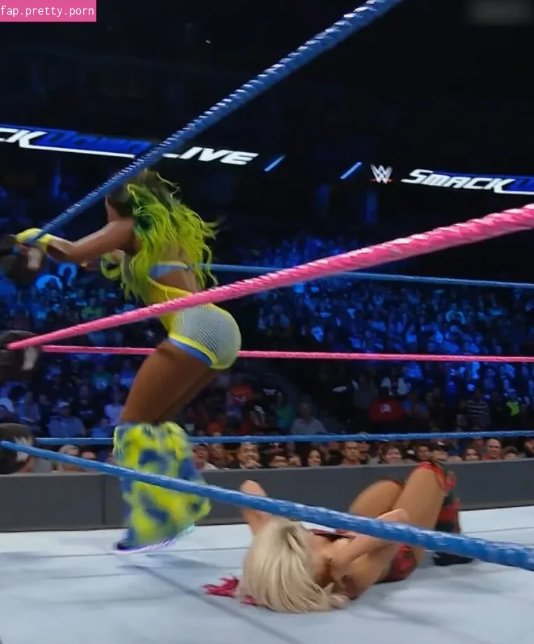 Alexa Bliss - Photo #11