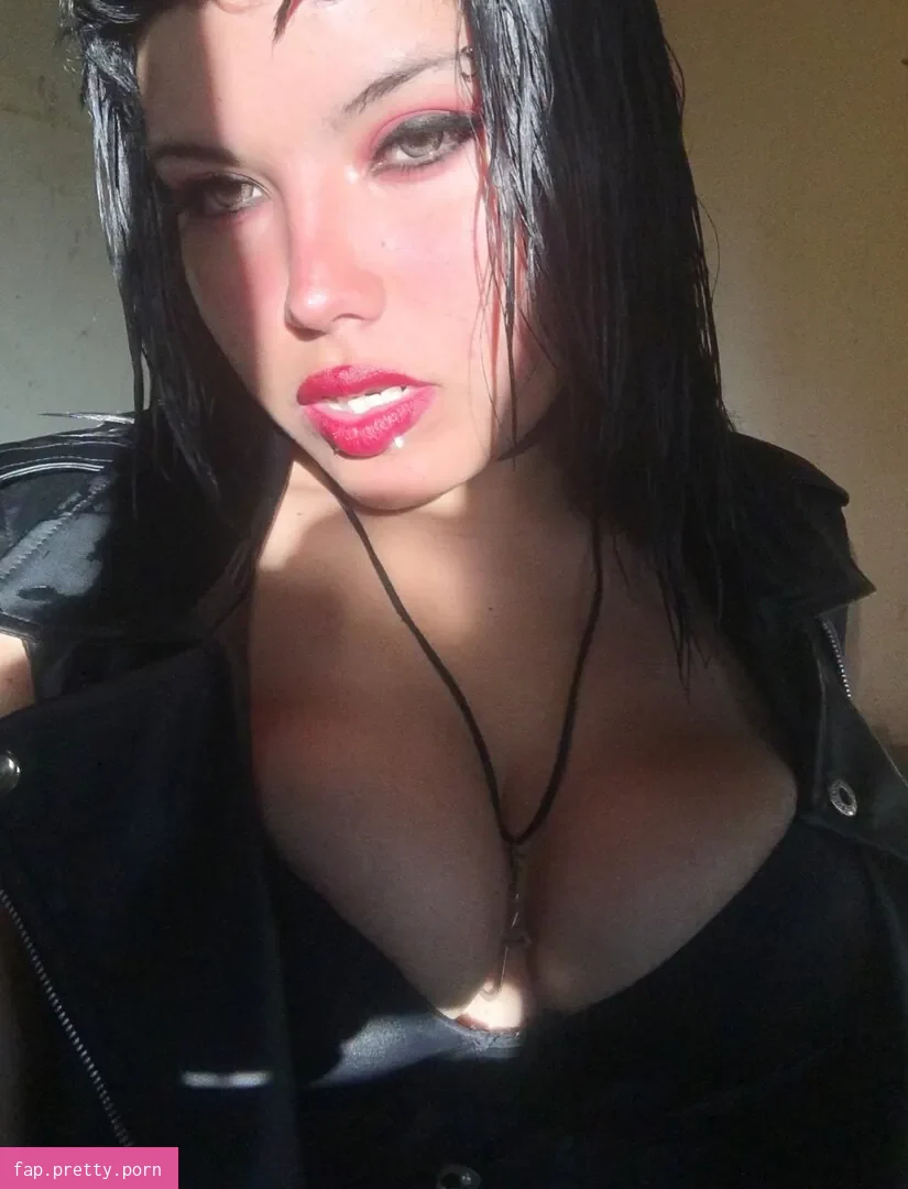 Alexa Bloodyb1tch - Photo #06