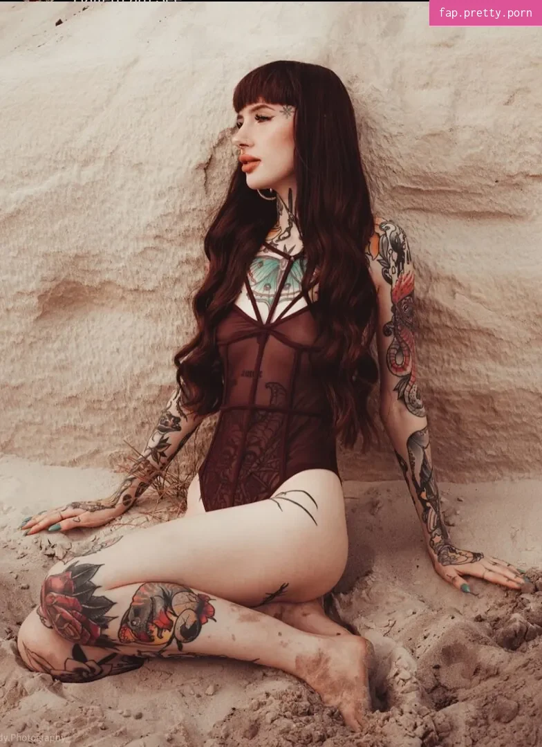 Alina Benson/Alinabnsn - Photo #21