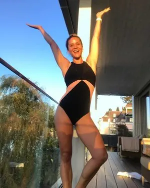 Amanda Byram