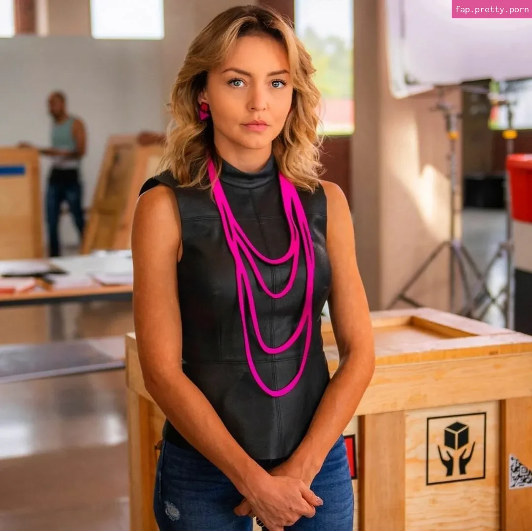 Angelique Boyer - Photo #34
