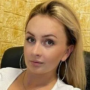 anna_bellla