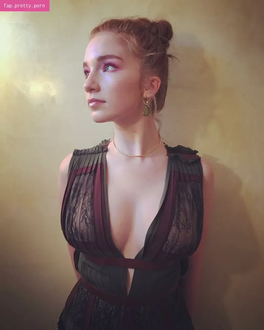 Annalise Basso - Photo #20
