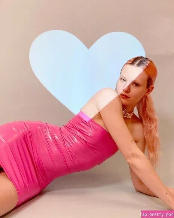 Arvida Bystrom - Photo #02