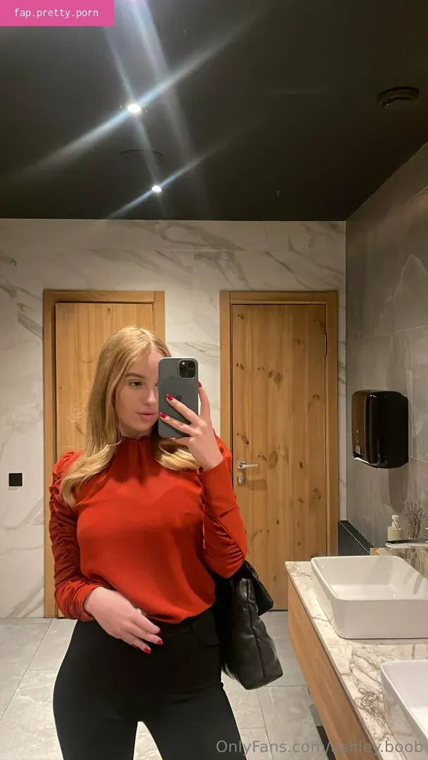 ashley.boob - Photo #13
