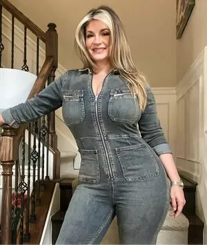 Ashley_Bridges