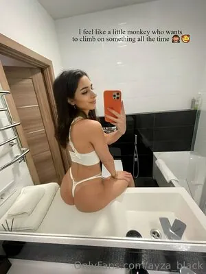 Ayza Black