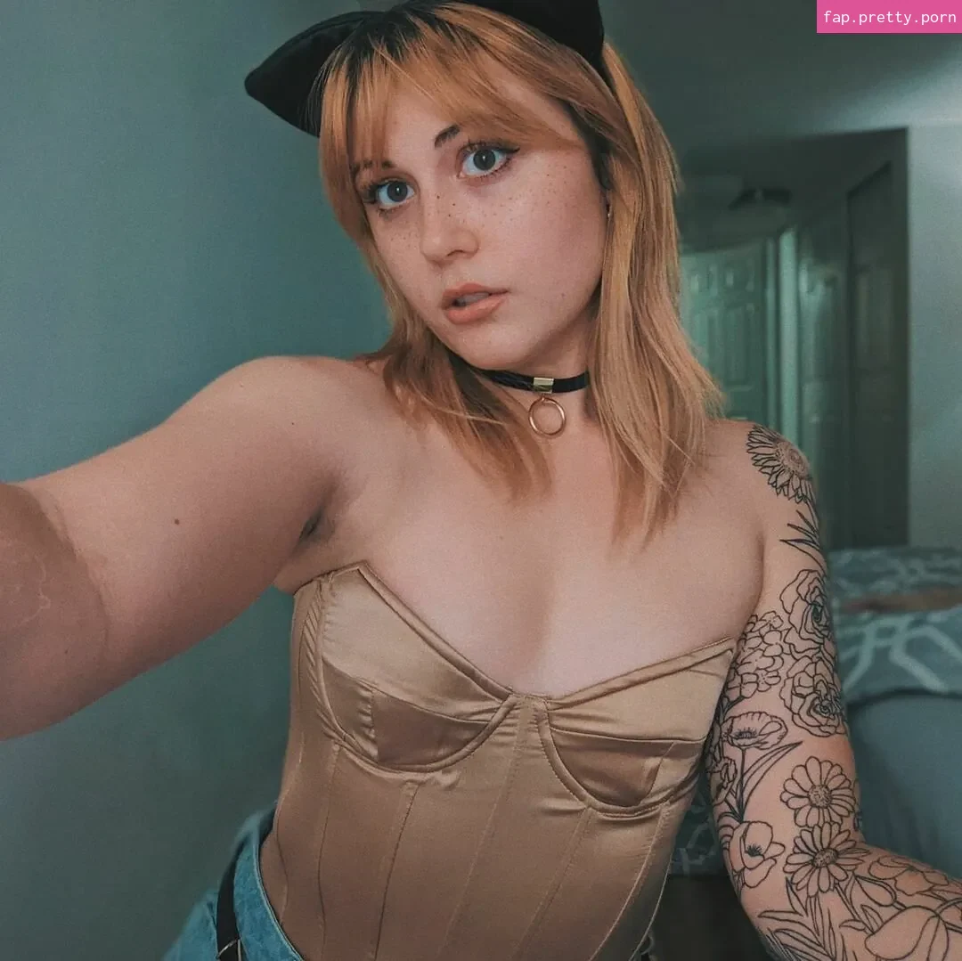 Azie Bug - Photo #52