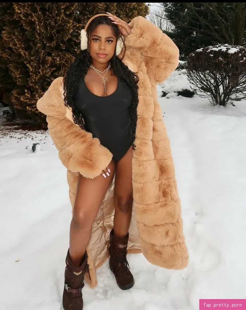 Aaliyah Cohen - Photo #08