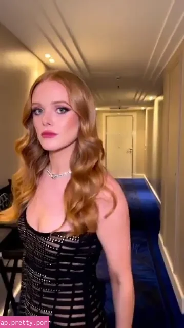 Abigail Cowan - Photo #31