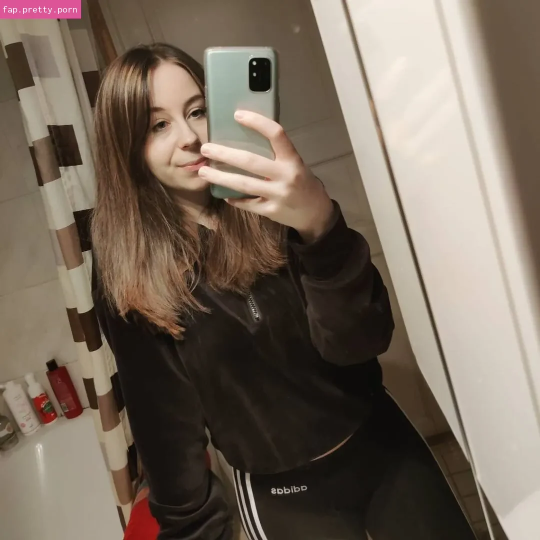 actuallyalisa - Photo #05