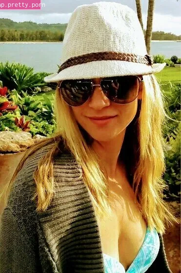 AJ Cook - Photo #28