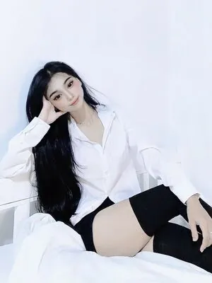 Akari_Cos