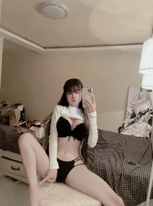 Akari_Cos