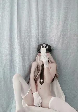 Akari_Cos