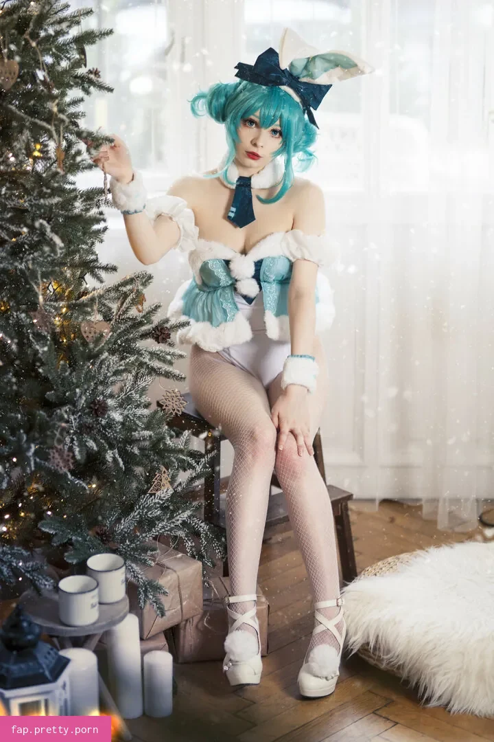 Akariia Cosplay - Photo #33