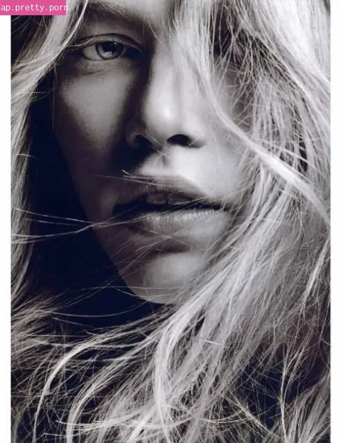Aline Cleusa Weber - Photo #04