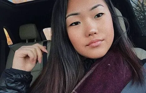 Amanda C Mai