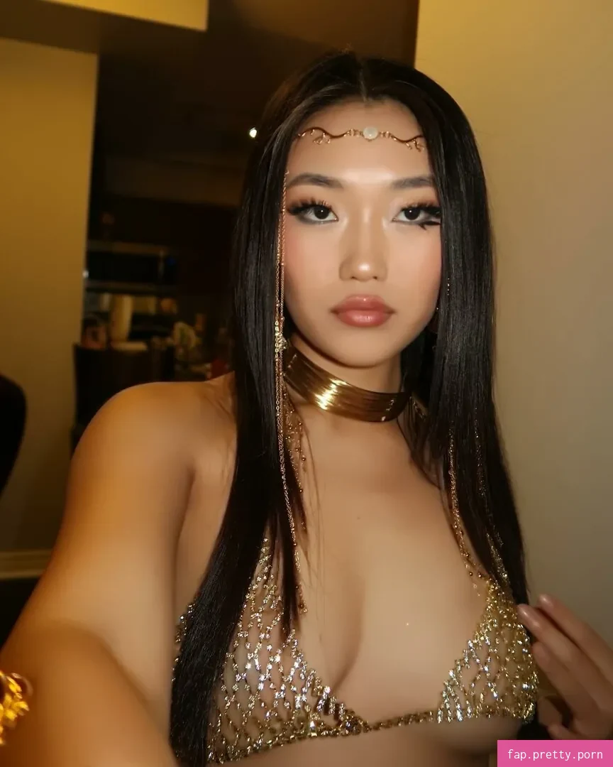 Amanda C Mai - Photo #23