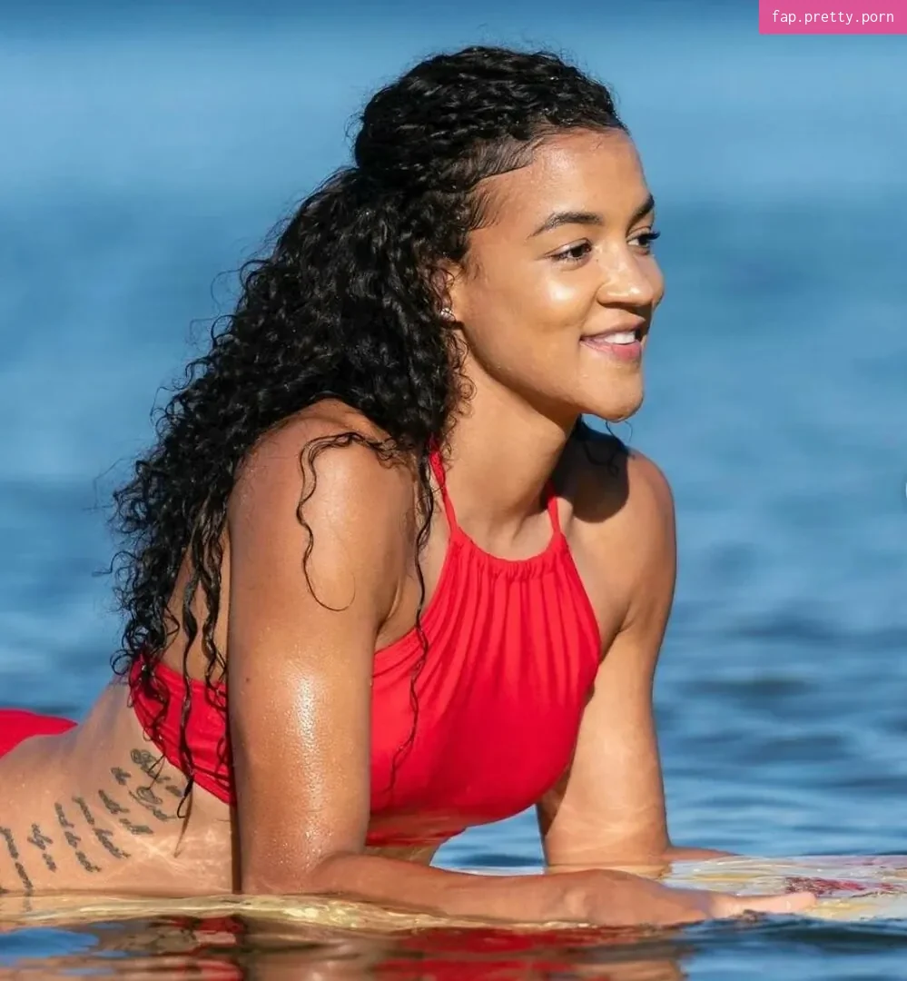 Andraya Carter - Photo #01