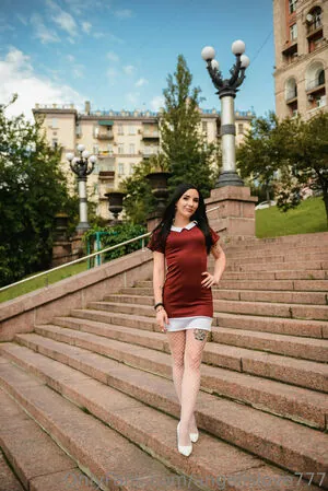 angelina_crystal
