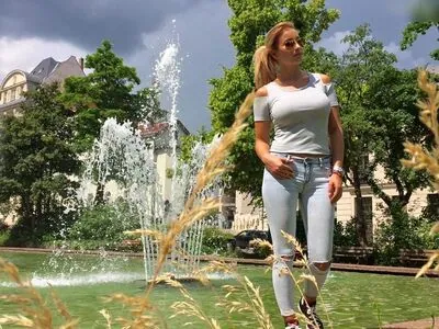 Anna-Carina Woitschack