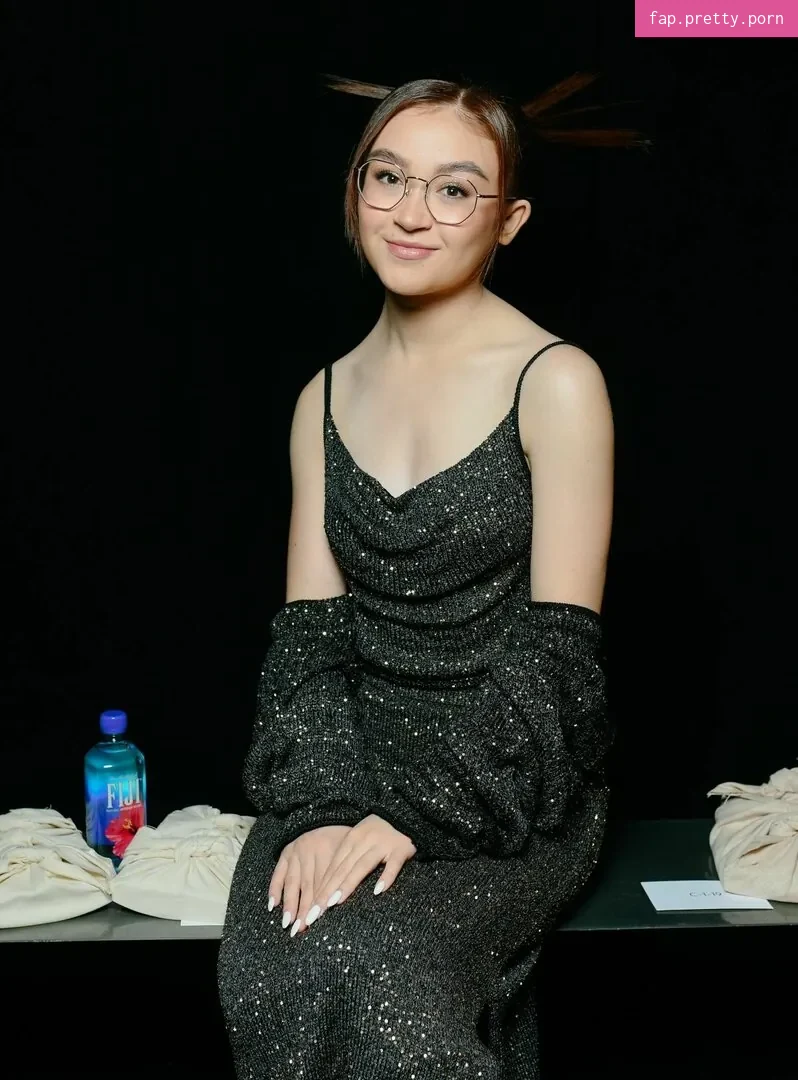 Anna Cathcart - Photo #24
