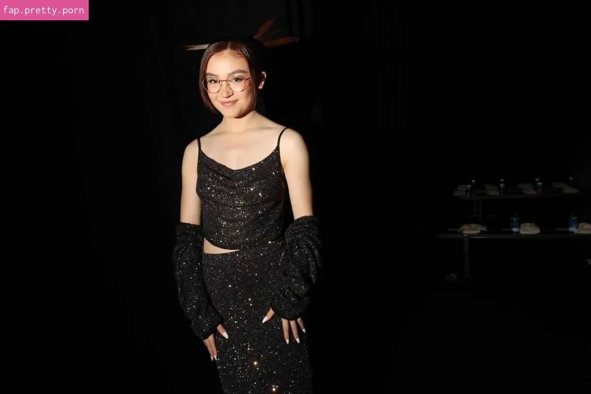 Anna Cathcart - Photo #25