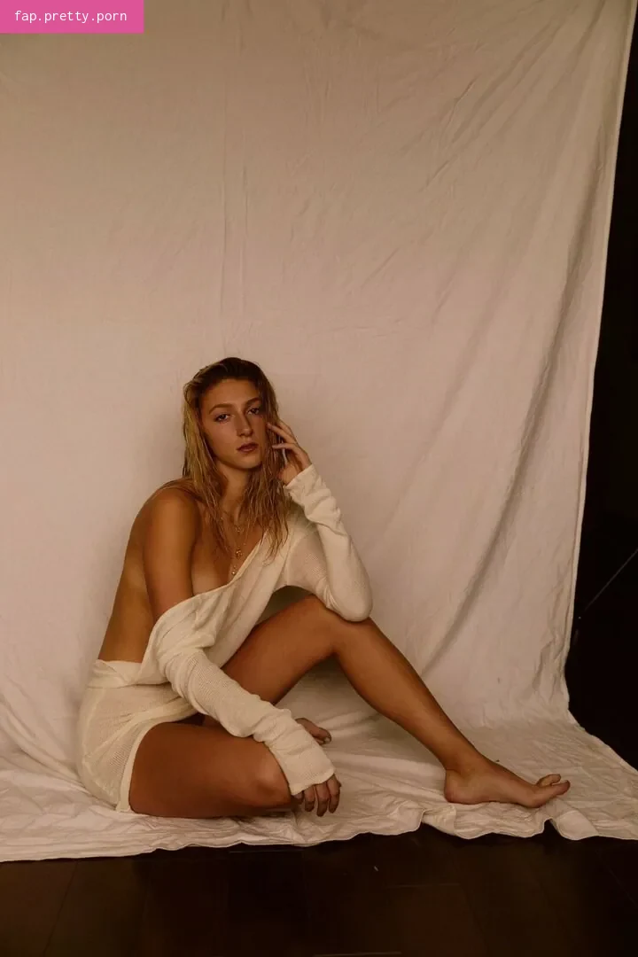 Annabella Campagna - Photo #36