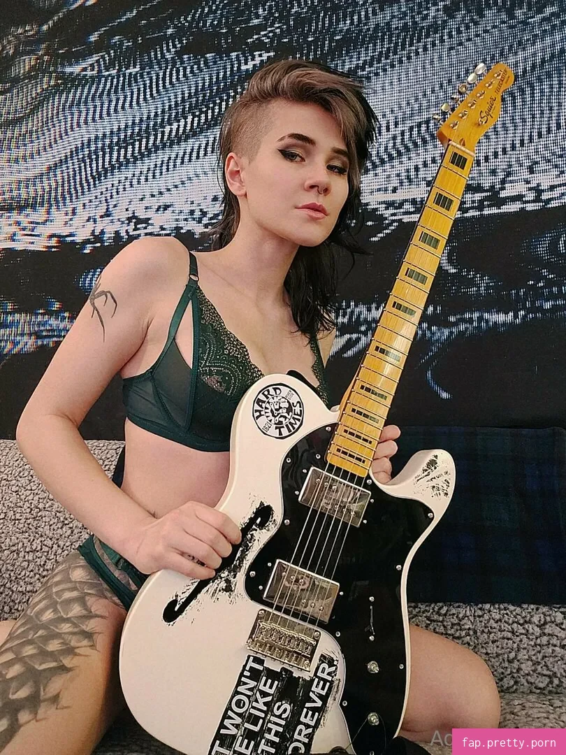 adalindgrayxo - Photo #41